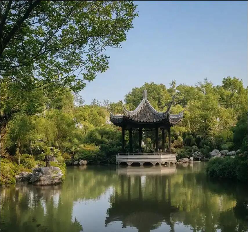 岳麓区幼翠餐饮有限公司